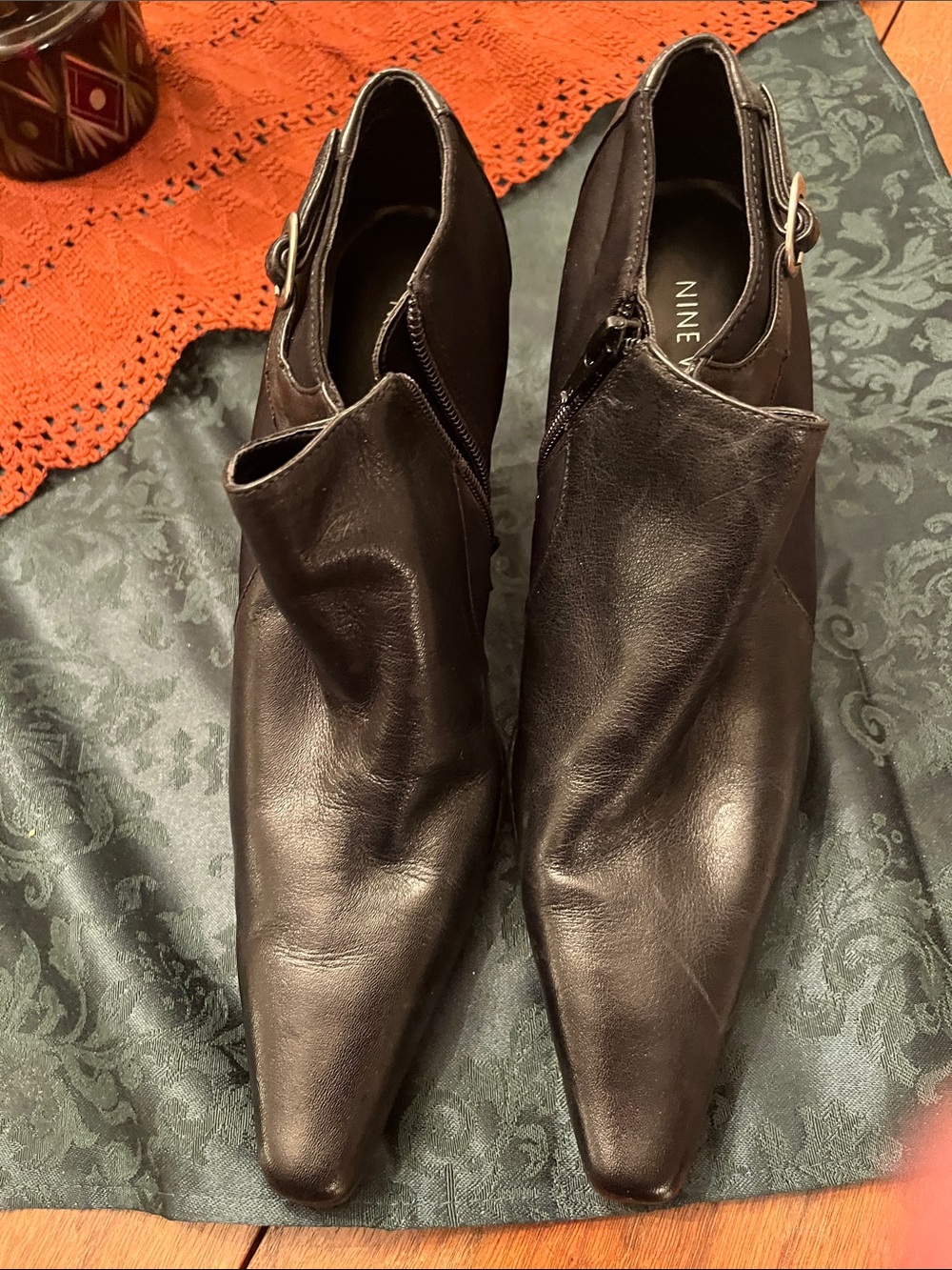 Nine West Black Pointed Leather Ankle Booties with Side Zip